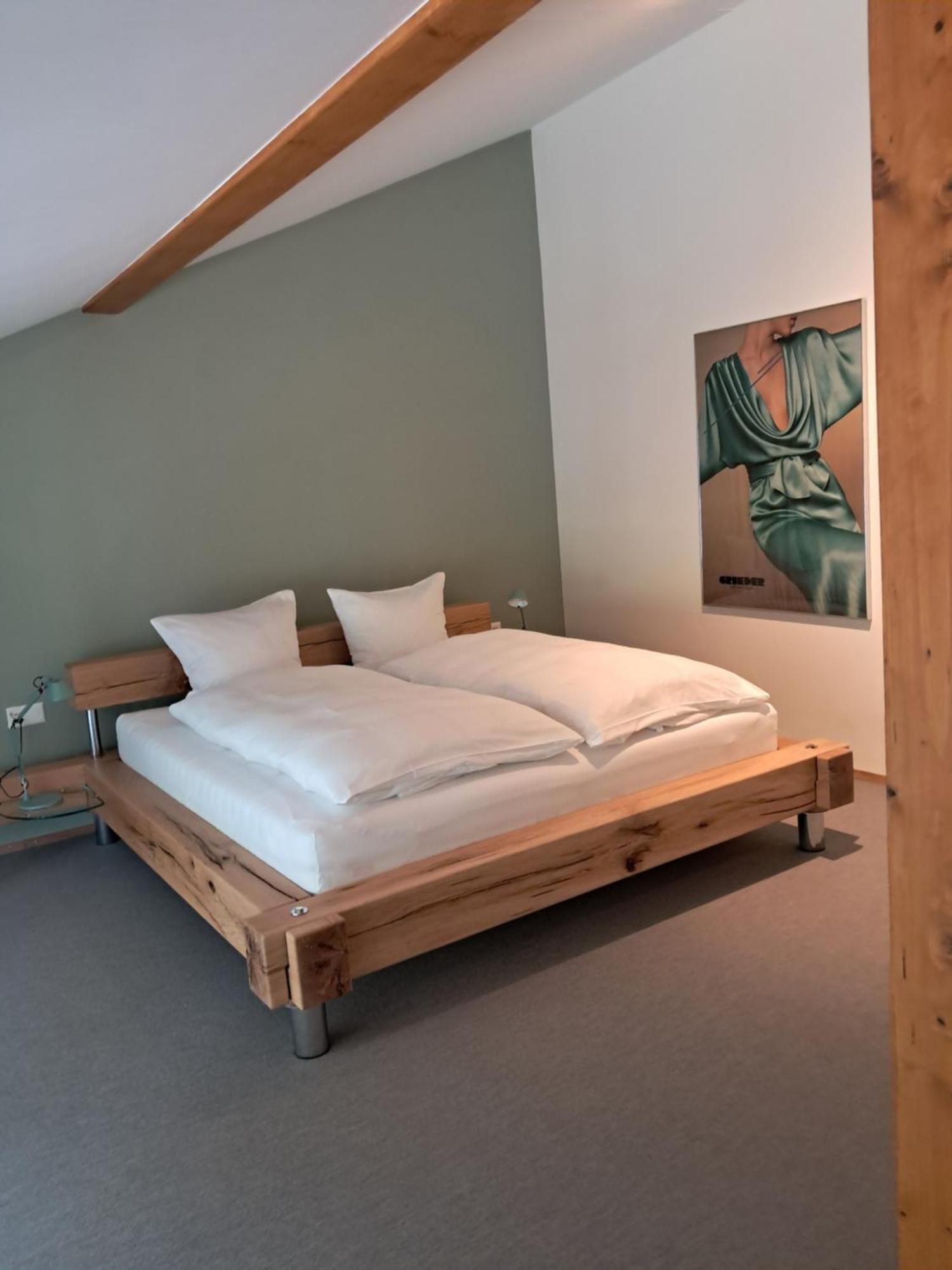 Hotel Restaurant Croix Blanche Sugiez Kültér fotó